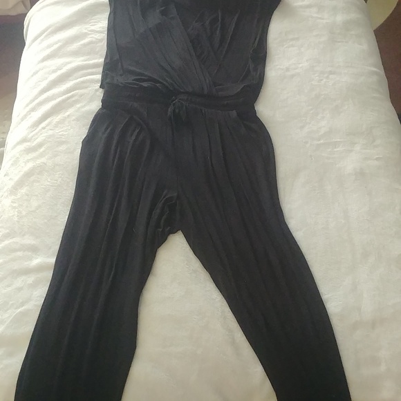 Seduction jumpsuit - Picture 3 of 3